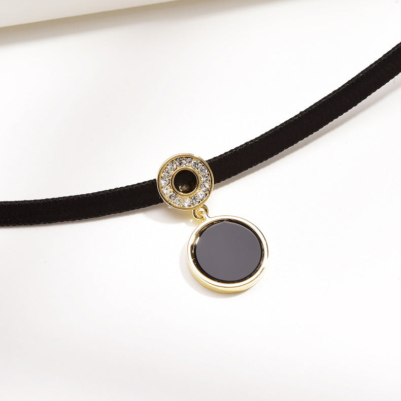 Women's Short Black Dark Clavicle Necklace