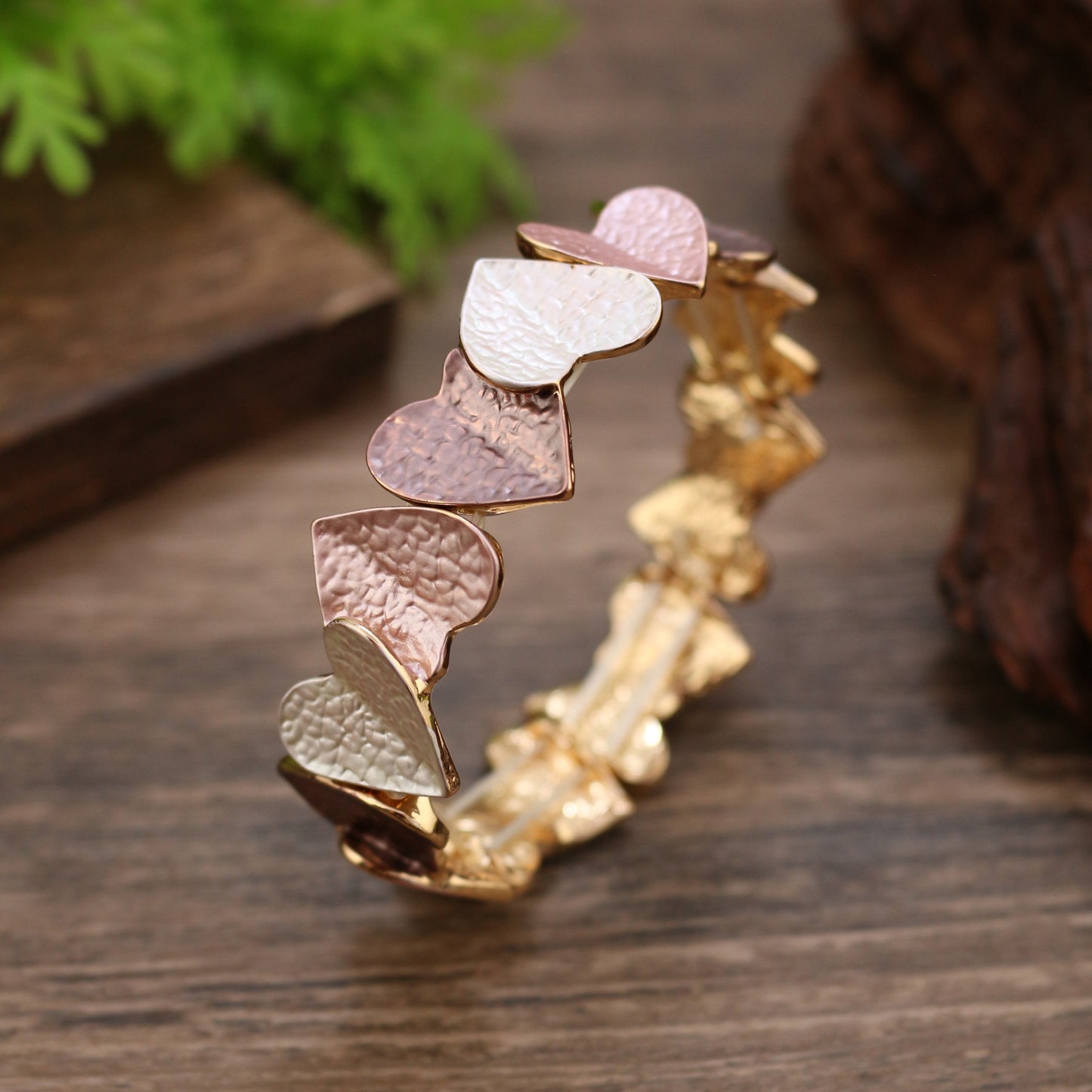 Valentine's Day Creative Heart-shaped High Sense Ladies' Bracelet