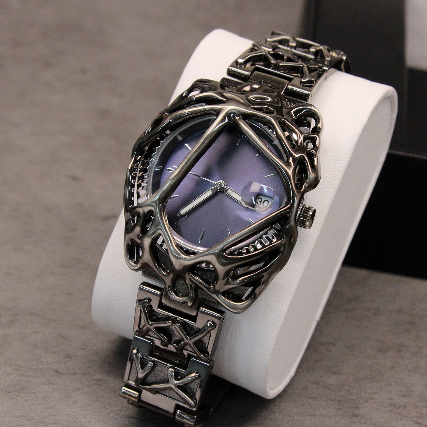 European and American Special-shaped Design Watch