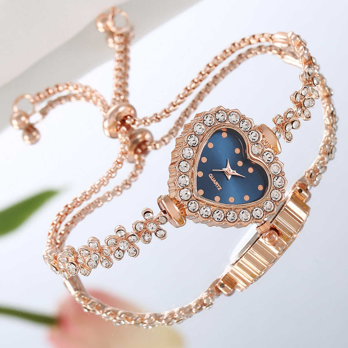 Flower Chain Diamond-embedded Women's Elegant Watch