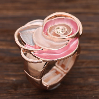Enamel Geometric Flower Stretch Ring